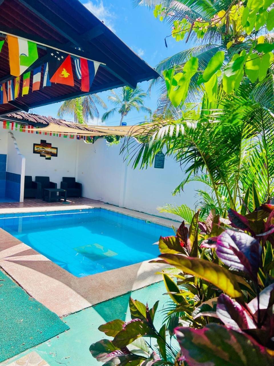 بويرتو أيورا The Galapagos Pearl B&B المظهر الخارجي الصورة