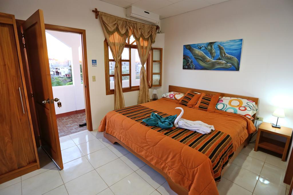 بويرتو أيورا The Galapagos Pearl B&B المظهر الخارجي الصورة