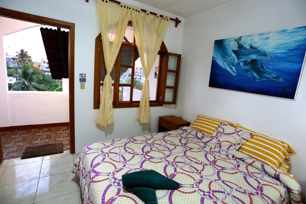 بويرتو أيورا The Galapagos Pearl B&B المظهر الخارجي الصورة